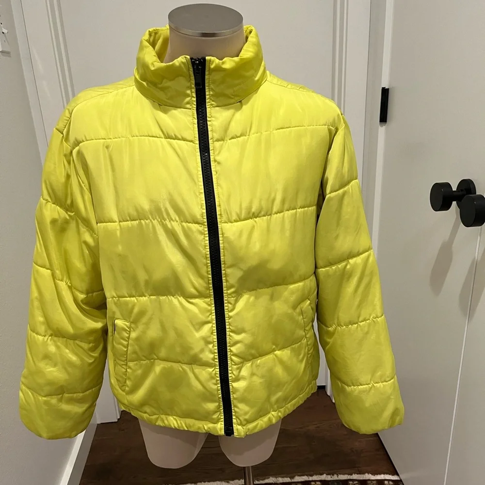 Sanctuary light neon green puffer jacket - Picture 3 of 8